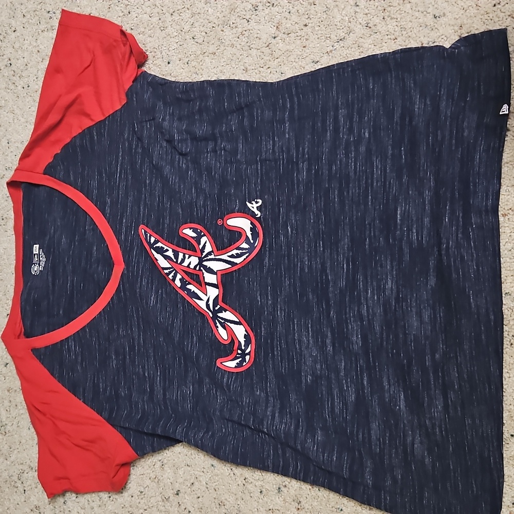 New Era Atlanta Braves Graphic Tee